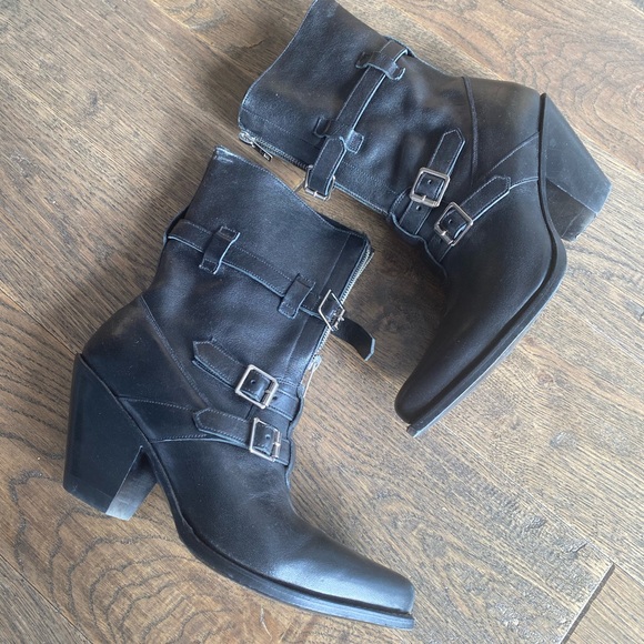 Celine Black Leather Heeled Boots - Picture 2 of 7